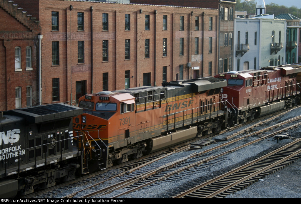 BNSF 7391